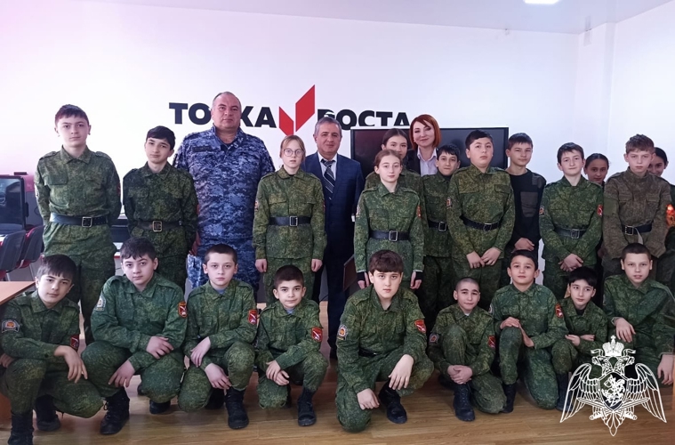 Росгвардейцы провели в патриотические мероприятия в Эльбрусском районе