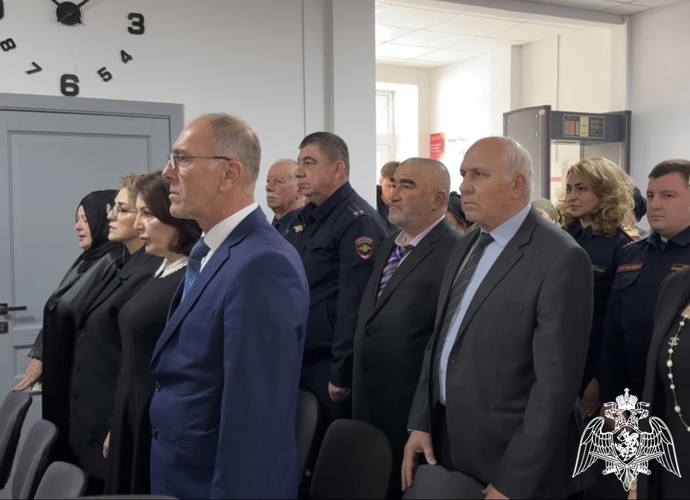   В Кабардино-Балкарии росгвардейцы приняли участие в открытии мемориальной доски