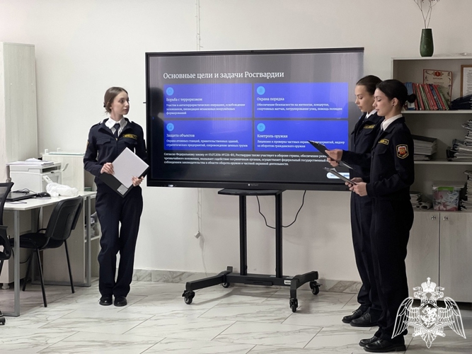 В Кабардино-Балкарии ветеран Росгвардии принял участие в круглом столе со студентами 