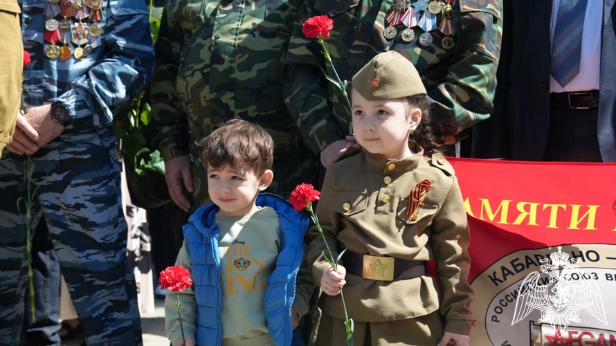 В Нальчике представители Росгвардии почтили память героев Великой Отечественной Войны