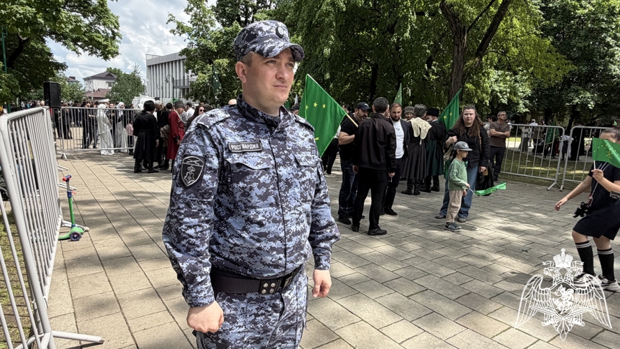 Росгвардейцы обеспечили безопасность во время памятного митинга в Нальчике