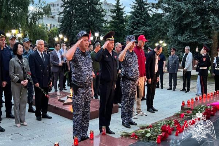     В Кабардино-Балкарии росгвардейцы приняли участие в акции «Свеча памяти»     ​ 
