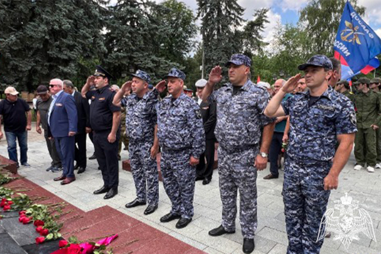 ​ Представители Росгвардии приняли участие в  республиканском ветеранском форуме ко Дню ветеранов боевых действий