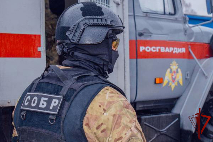 В Кабардино-Балкарии при силовой поддержке росгвардии задержали группу лиц с крупной партией наркотиков