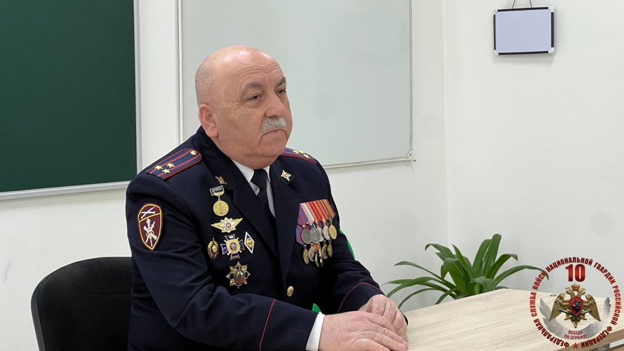  В Кабардино-Балкарии ветеран Росгвардии встретился со школьниками 