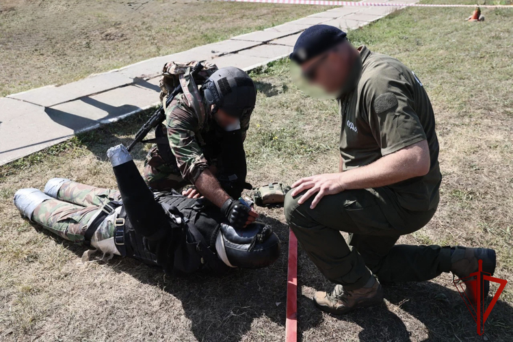 В Кабардино-Балкарии прошли испытания на право ношения геральдического знака СОБР Росгвардии