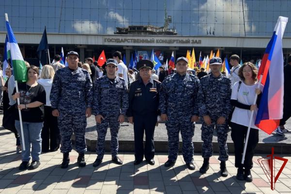 В День солидарности в борьбе с терроризмом сотрудники Росгвардии приняли участие в памятном митинге в Нальчике