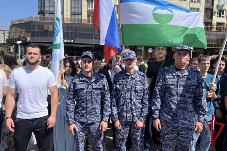 В День солидарности в борьбе с терроризмом сотрудники Росгвардии приняли участие в памятном митинге в Нальчике
