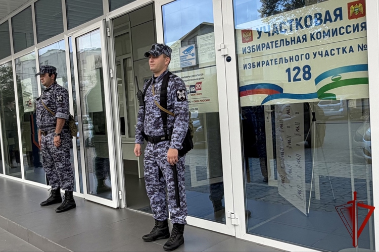 В Кабардино-Балкарии росгвардейцы обеспечили безопасность Единого дня голосования 