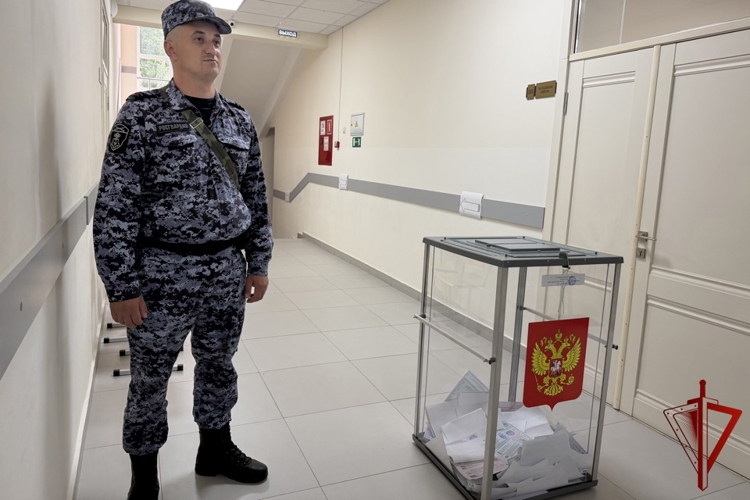 В Кабардино-Балкарии росгвардейцы обеспечили безопасность Единого дня голосования 