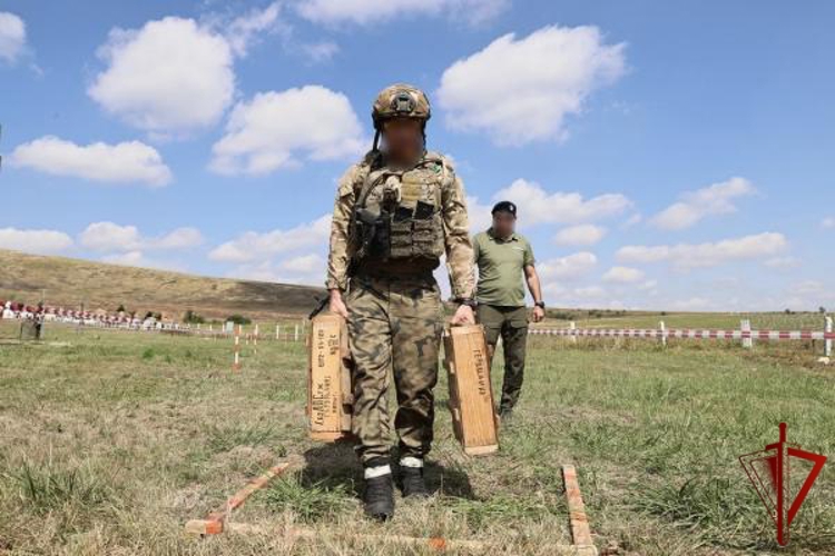 В Кабардино-Балкарии прошли испытания на право ношения геральдического знака СОБР Росгвардии