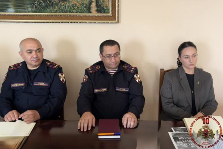 В Нальчике офицеры вневедомственной охраны Росгвардии провели круглый стол с представителями образовательных учреждений