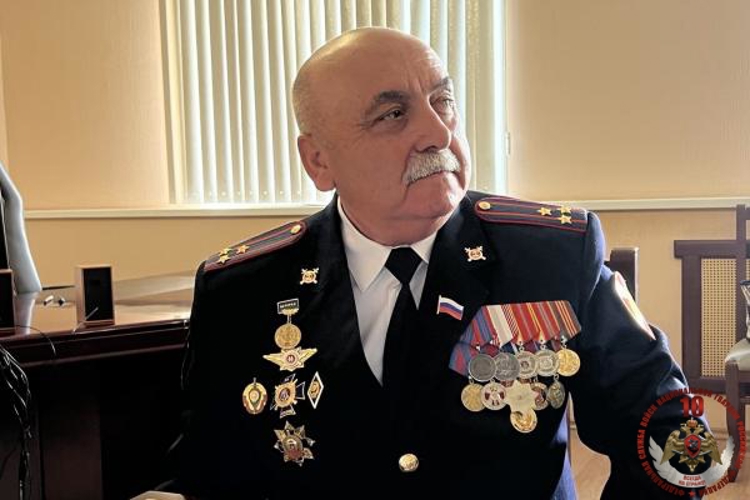 В Нальчике офицеры вневедомственной охраны Росгвардии провели круглый стол с представителями образовательных учреждений